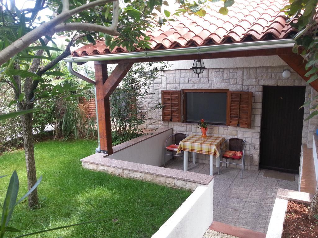 Apartment Drenovica بولا الغرفة الصورة