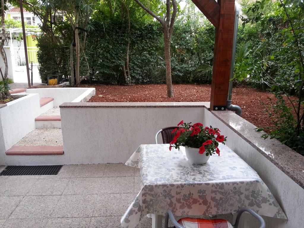 Apartment Drenovica بولا الغرفة الصورة