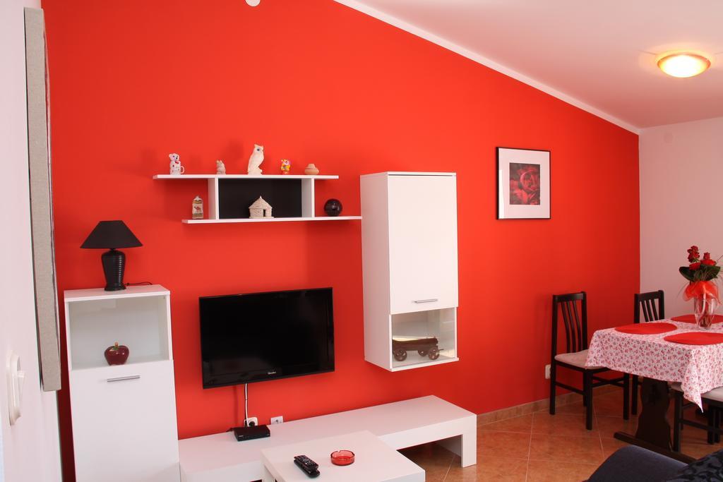 Apartment Drenovica بولا الغرفة الصورة