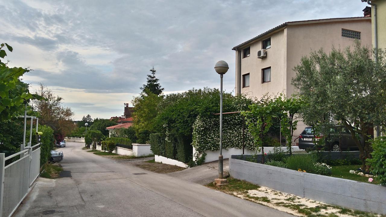 Apartment Drenovica بولا المظهر الخارجي الصورة